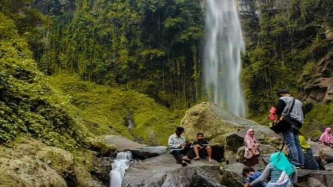 Wisata Karanganyar Air Terjun Grojogan Sewu