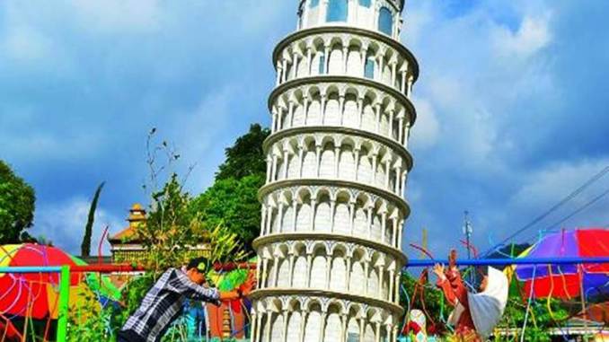 Taman Ria Balekambang