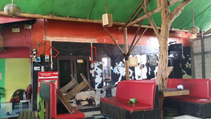 Cafe Angkringan Iyut's