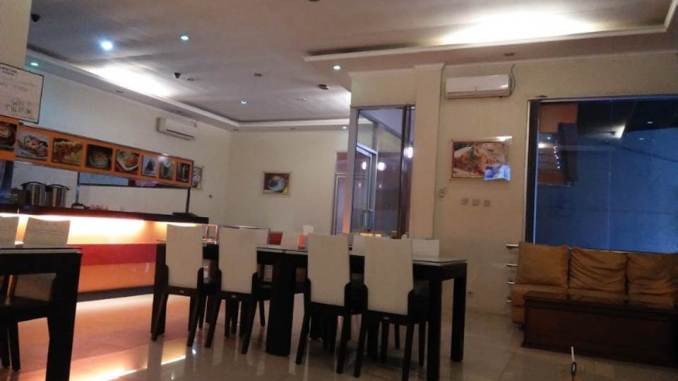 cafe purworejo Tulip Bakery, Cakes & Coffee Shop